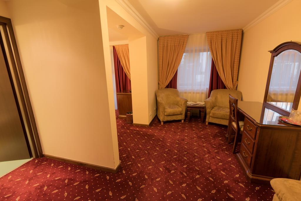 Edelweiss Poiana Hotels Poiana Brasov Habitación foto